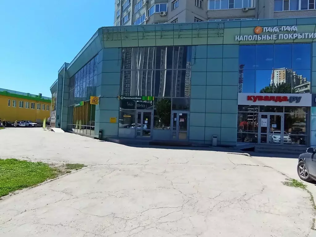 Помещение свободного назначения в Саратовская область, Энгельс ул. ... - Фото 1