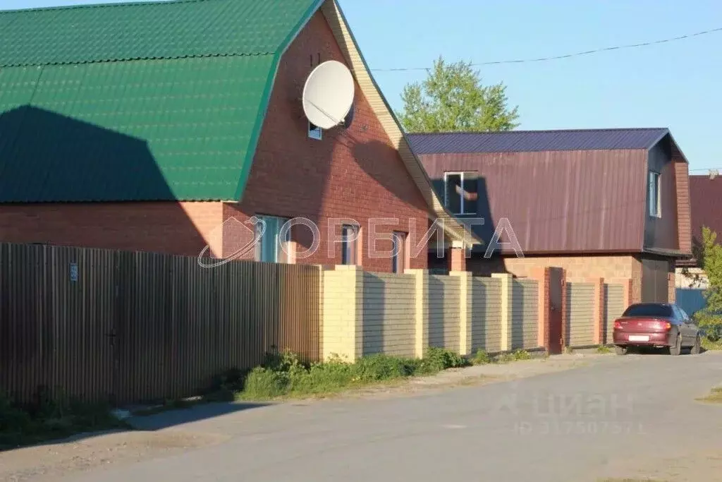 Дом в Тюменская область, Тюмень Промышленная ул., 61 (99 м) - Фото 1
