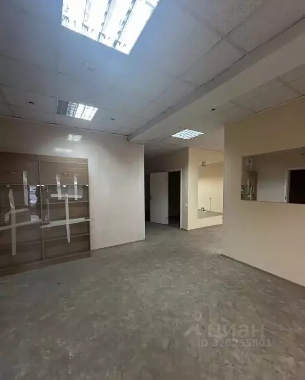 Помещение свободного назначения в Санкт-Петербург Лужская ул., 10к1Б ... - Фото 1