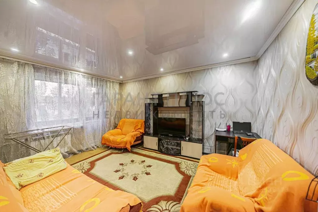 3-к кв. Липецкая область, Липецк ул. Катукова, 29 (65.0 м) - Фото 1