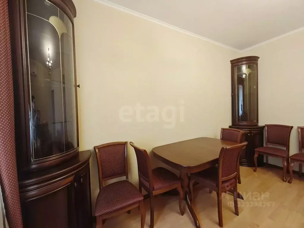 2-к кв. Татарстан, Казань ул. Космонавтов, 51 (52.0 м) - Фото 1