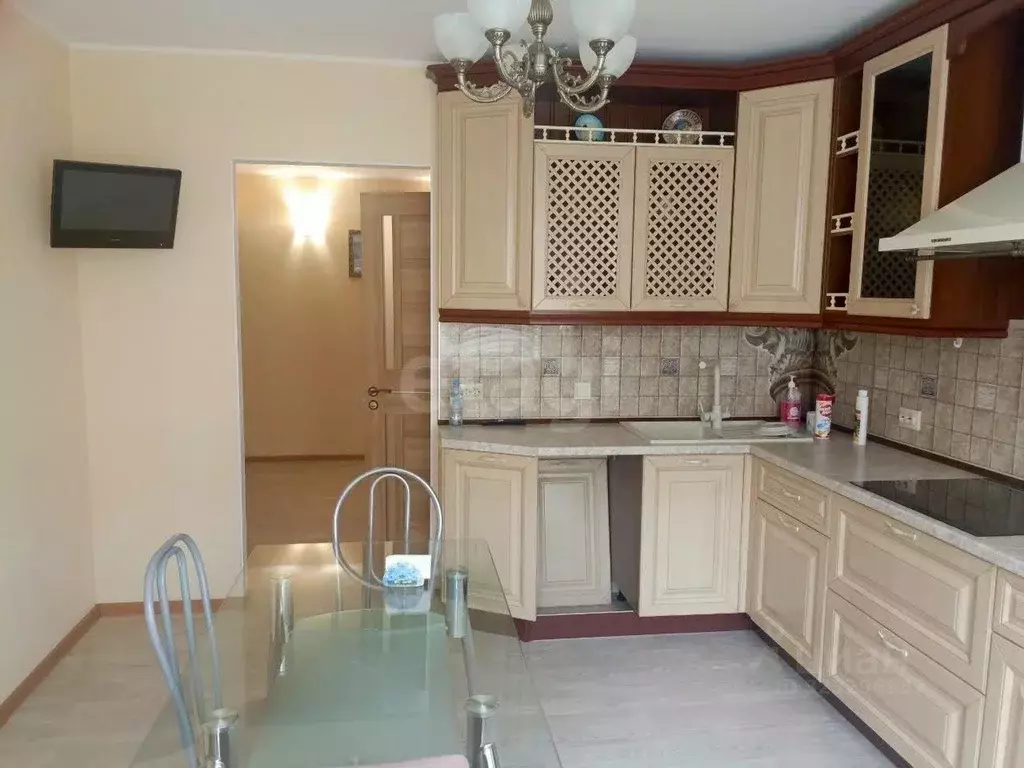 2-к кв. Тюменская область, Тюмень Ставропольская ул., 1/2 (70.0 м) - Фото 2