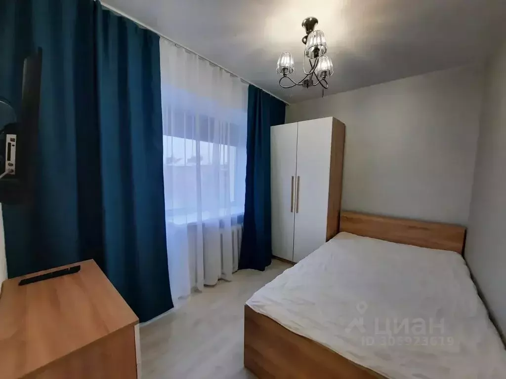 2-к кв. Омская область, Омск просп. Мира, 18А (40.0 м) - Фото 1