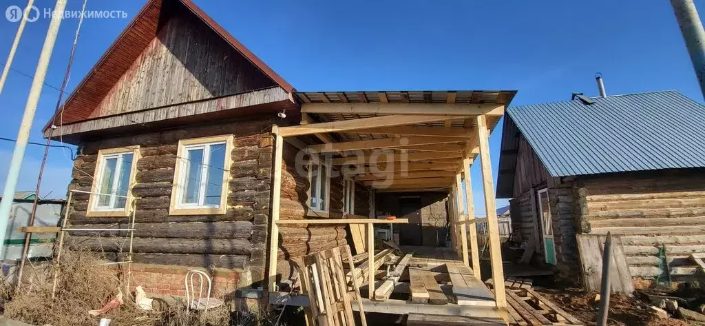 Дом в село Шарипово, Центральная улица (87.2 м) - Фото 1