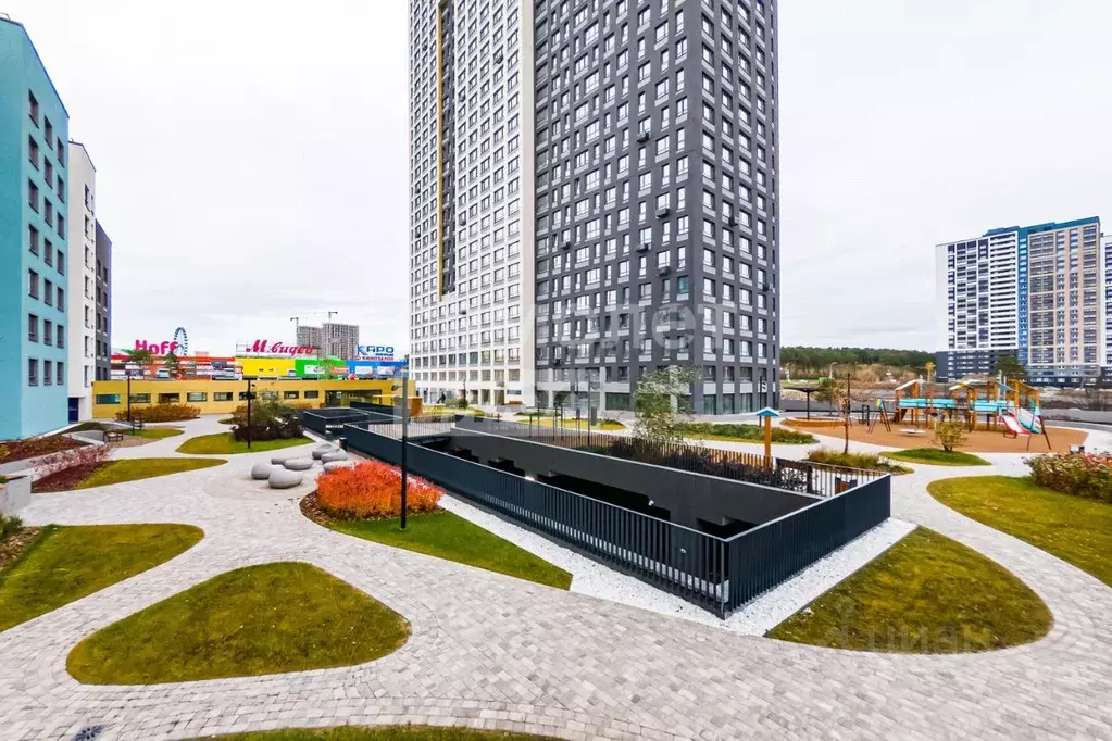 2-к кв. Свердловская область, Екатеринбург ул. Репина, 109А (44.0 м) - Фото 2