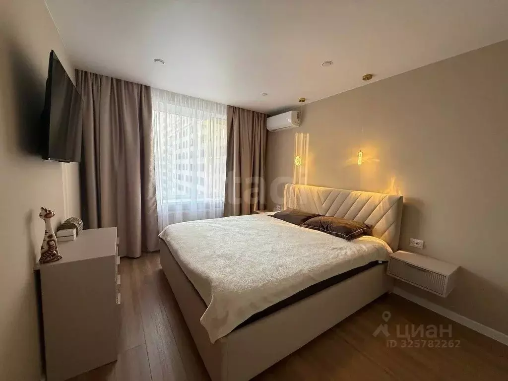 2-к кв. Тюменская область, Тюмень Интернациональная ул., 199к9 (62.0 ... - Фото 1