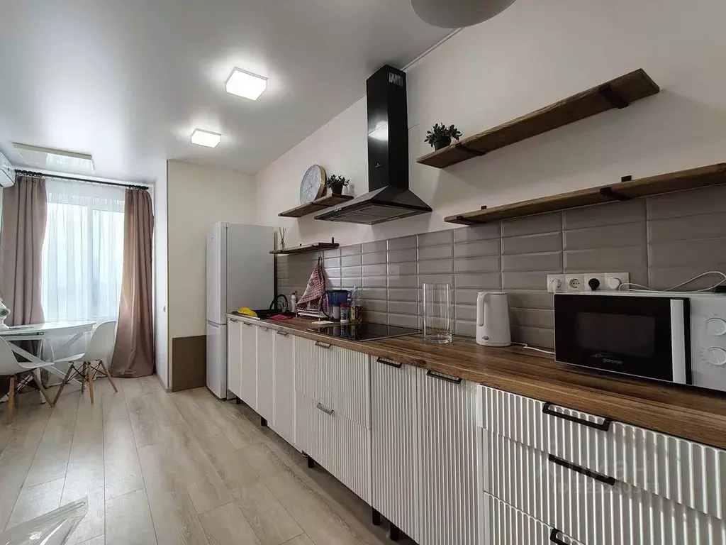 Студия Белгородская область, Белгород ул. Семейная, 15 (30.6 м) - Фото 1