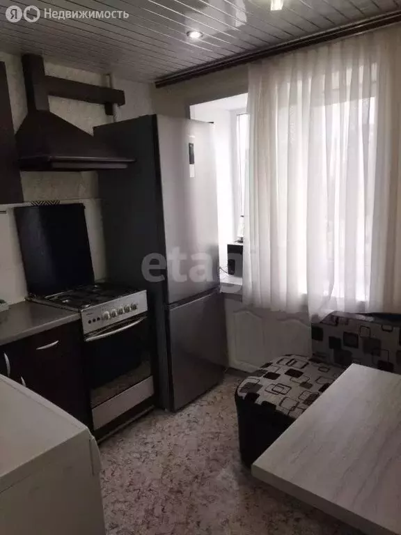 2-комнатная квартира: Рыбинск, проспект Серова, 2 (46 м) - Фото 0