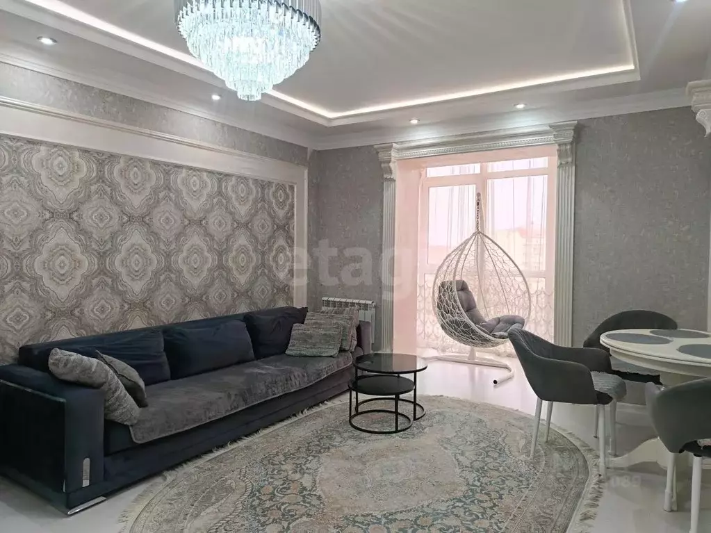3-к кв. Карачаево-Черкесия, Черкесск Октябрьская ул., 394 (94.0 м) - Фото 1