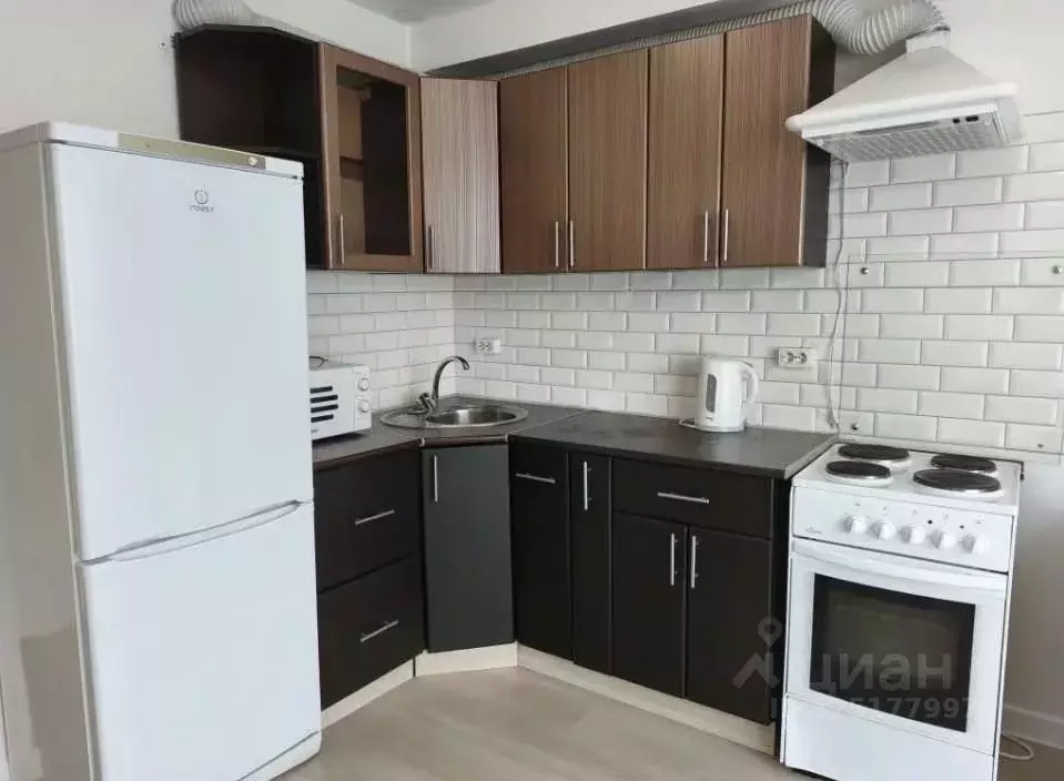 Студия Пензенская область, Пенза ул. Генерала Глазунова, 11 (28.0 м) - Фото 1