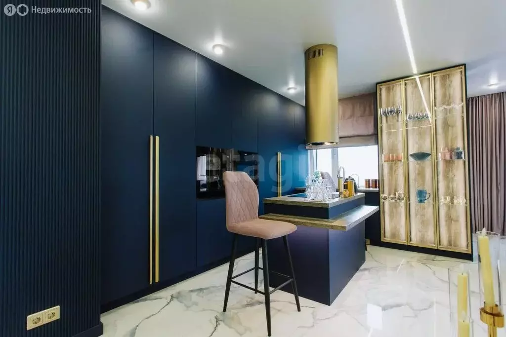 2-комнатная квартира: Якутск, улица Рыдзинского, 22В (61 м) - Фото 1