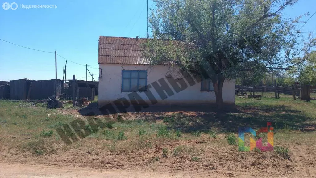 Дом в Юстинский район, Харбинское сельское муниципальное образование, ... - Фото 2