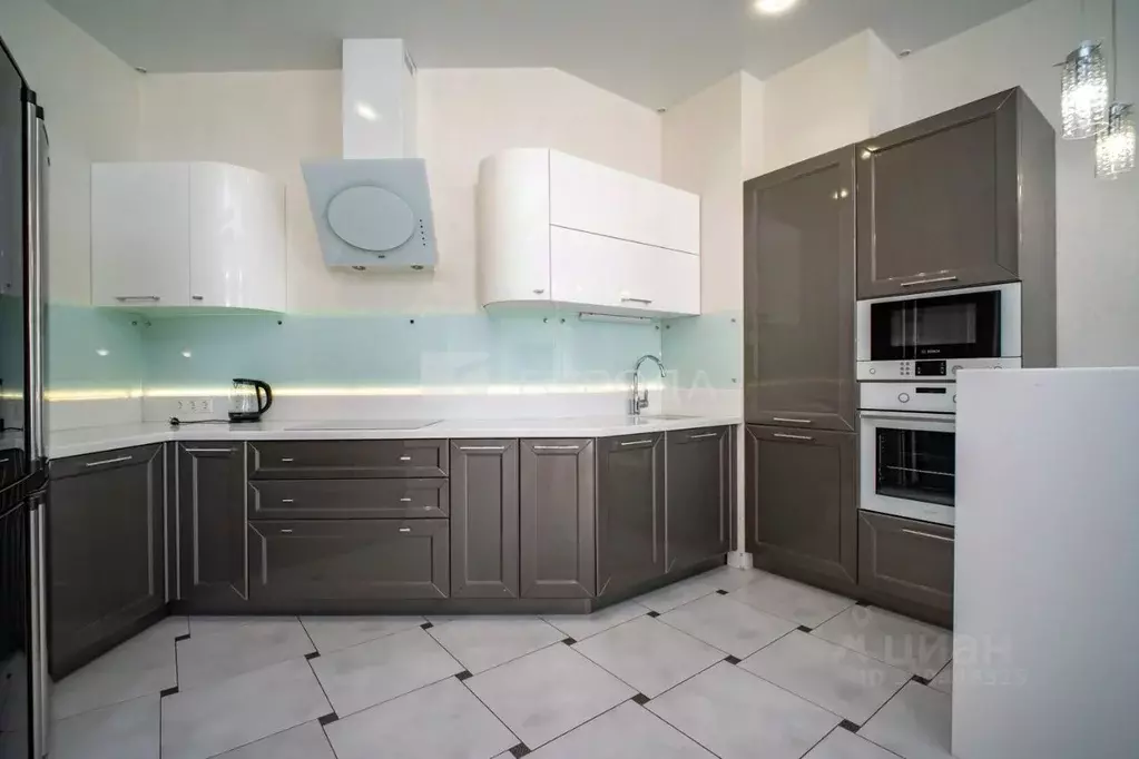 4-к кв. Новосибирская область, Новосибирск Сибирская ул., 57 (127.0 м) - Фото 2