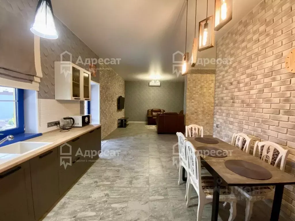 Дом в Волгоградская область, Волгоград ул. Жданова (94 м) - Фото 1