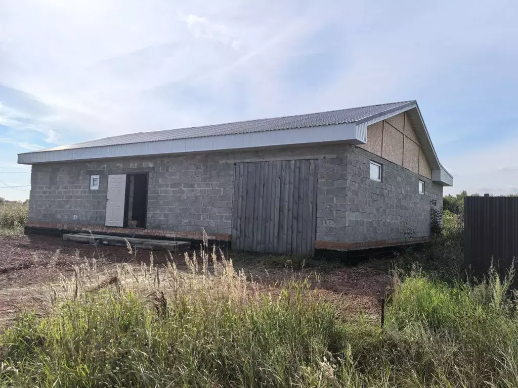 Дом в Челябинская область, Красноармейский муниципальный округ, пос. ... - Фото 1