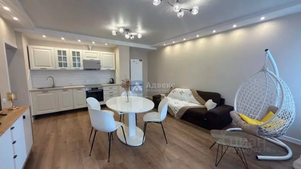 1-к кв. Тюменская область, Тюмень ул. Николая Никитина, 10 (56.0 м) - Фото 2