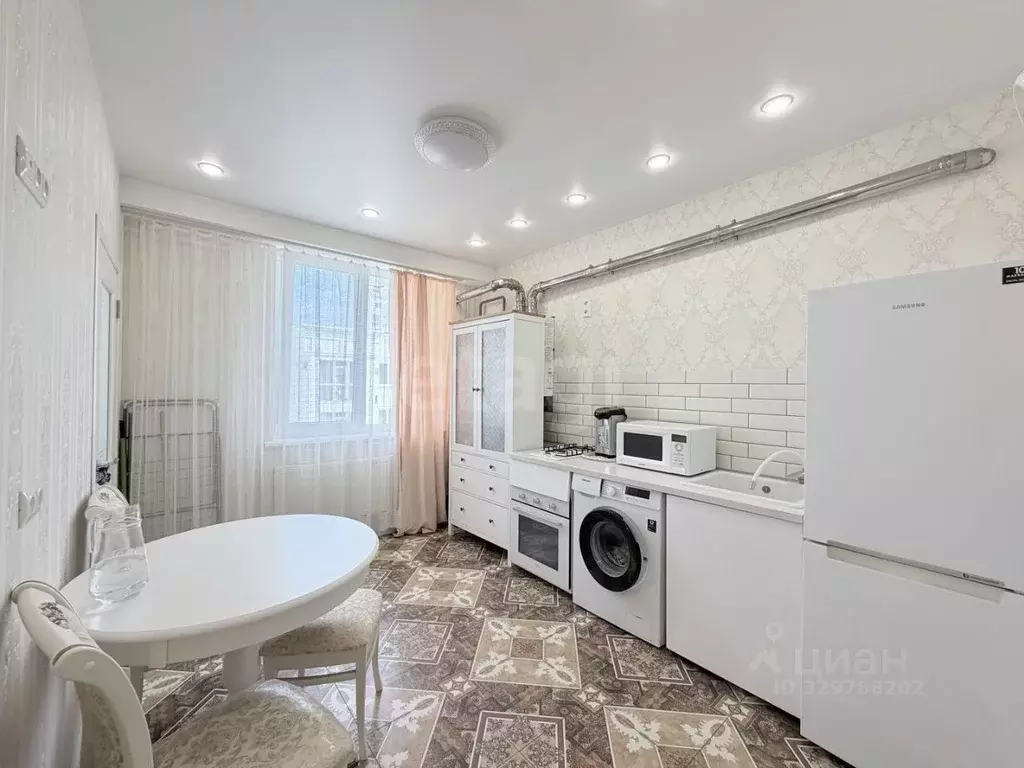 1-к кв. Севастополь ул. Челнокова, 17к1 (38.0 м) - Фото 1