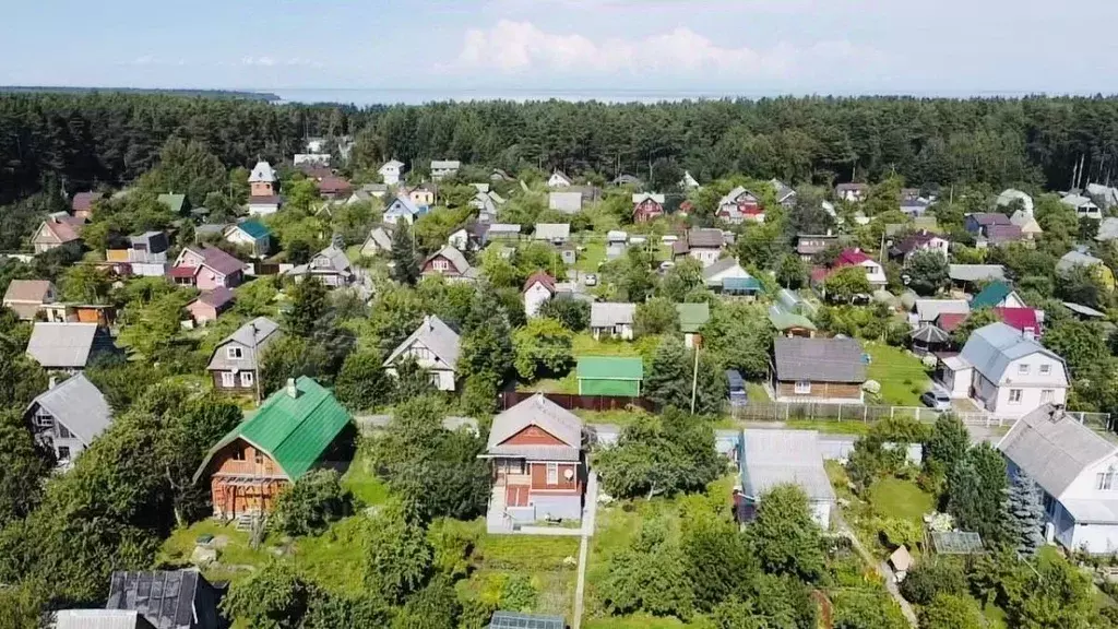 Дом в Ленинградская область, Приозерское городское поселение, Заречный ... - Фото 1