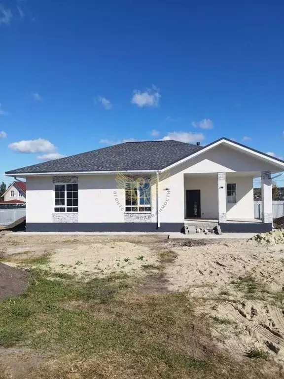 Дом в Белгородская область, Старый Оскол ул. Алексеевская, 3 (130 м) - Фото 1