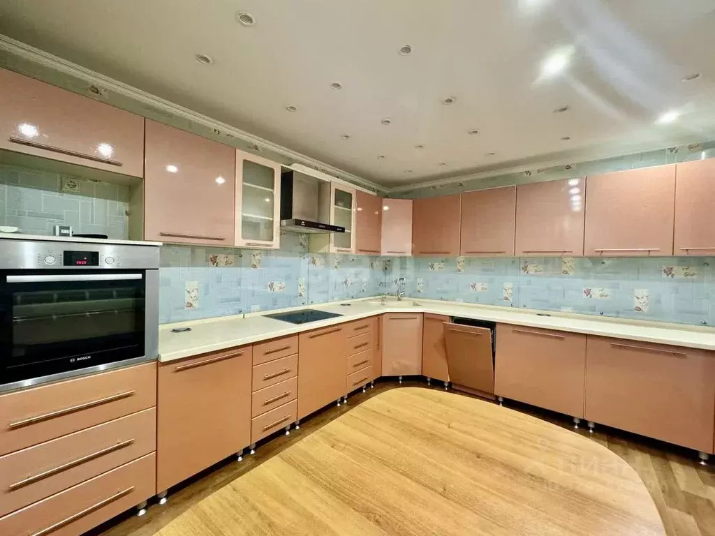 3-к кв. Тюменская область, Тюмень ул. Самарцева, 3 (84.0 м) - Фото 1