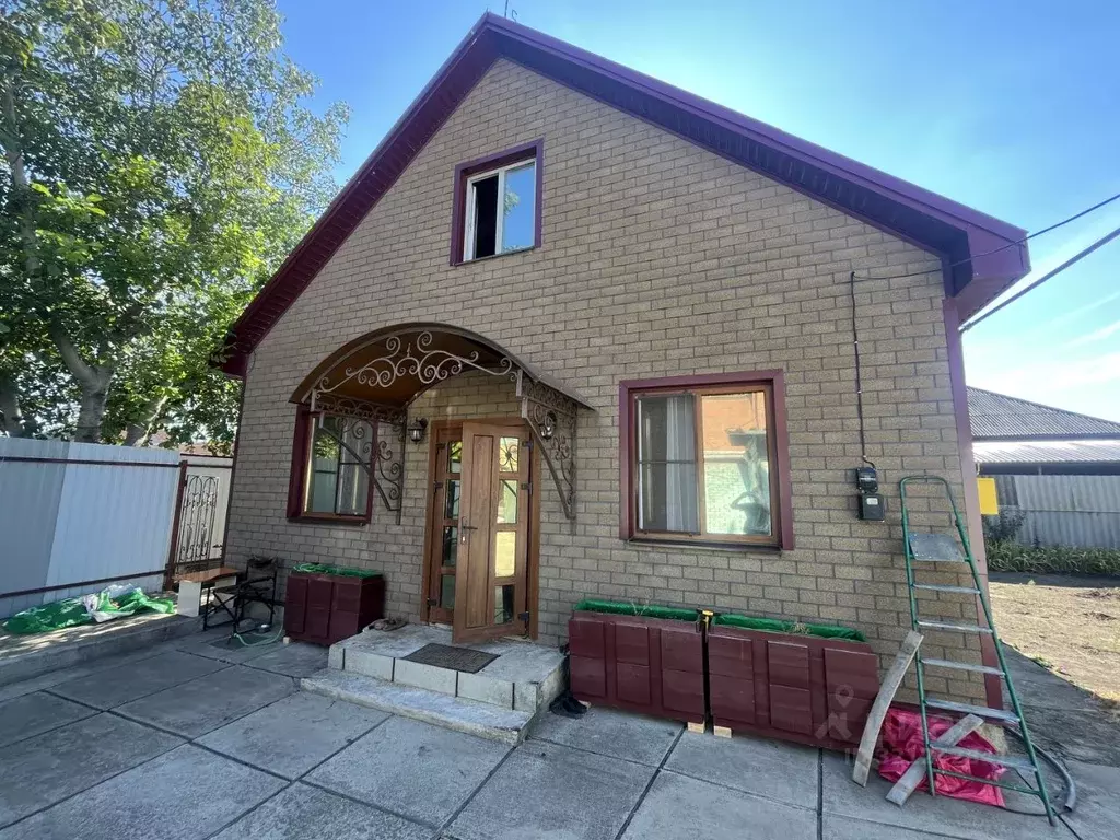 Дом в Ростовская область, Неклиновский район, Новобессергеневское ... - Фото 1