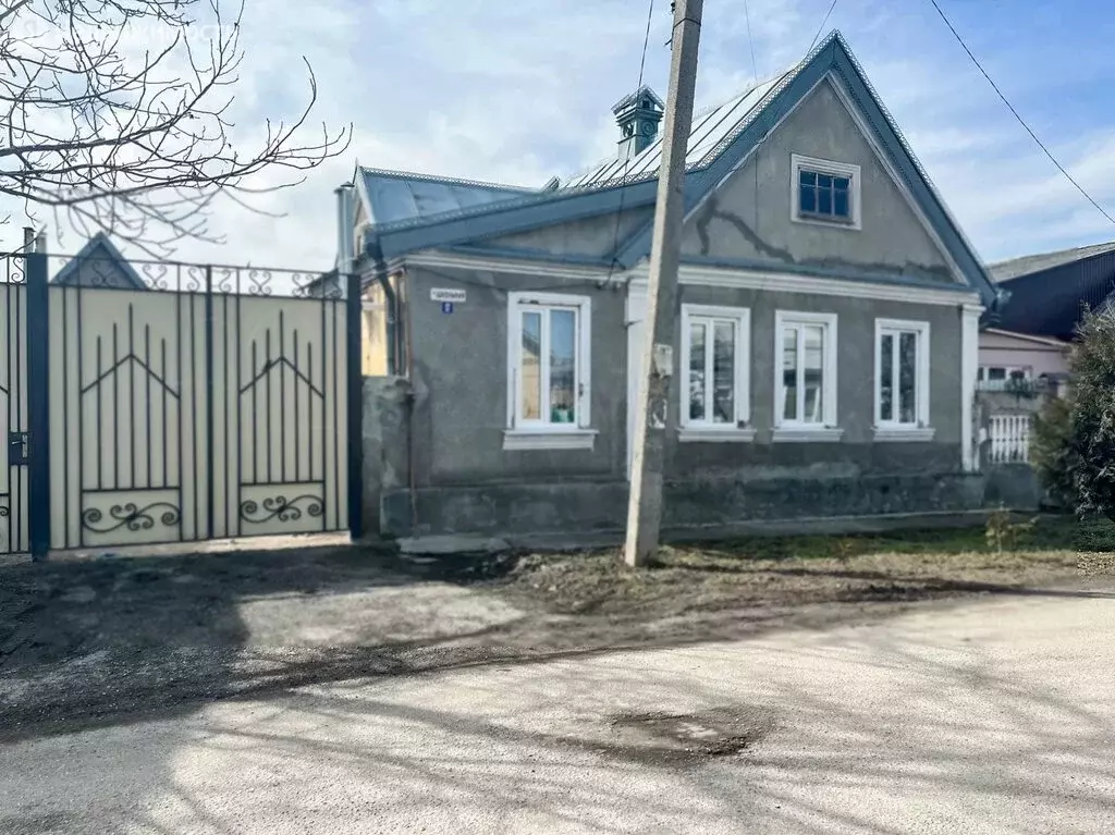 Дом в Нальчик, улица Трошева, 17 (150 м) - Фото 1