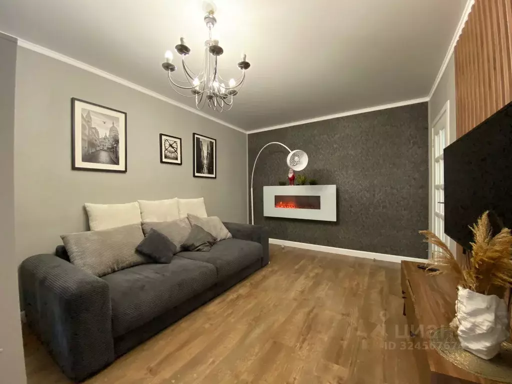 3-к кв. Воронежская область, Воронеж ул. Ильюшина, 13/2 (83.6 м) - Фото 1