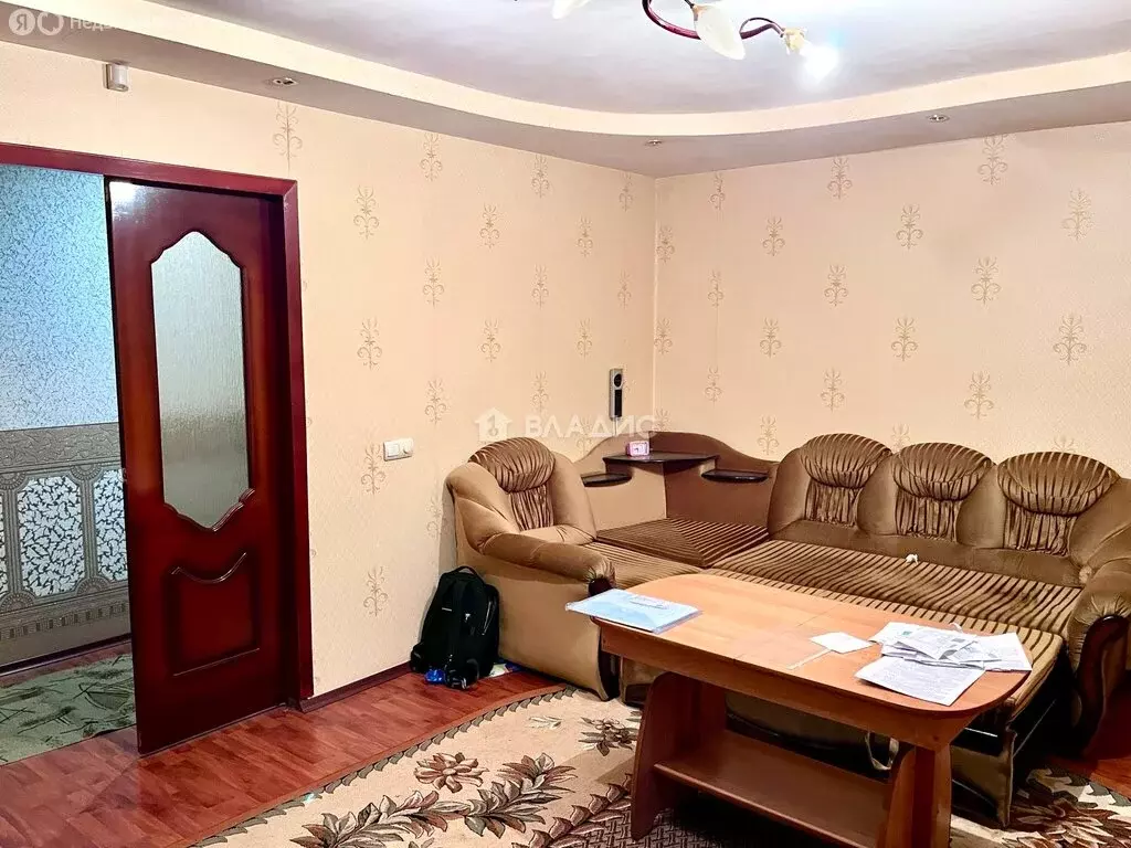 3-комнатная квартира: Вязники, улица Ефимьево, 6 (64.9 м) - Фото 1