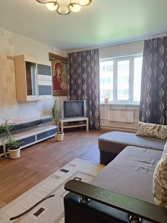 2-к. квартира, 67 м, 1/4 эт. - Фото 0