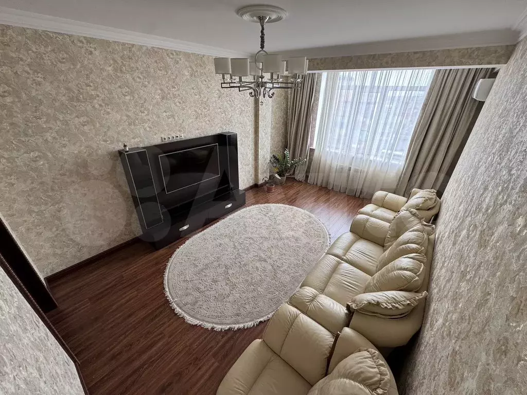 3-к. квартира, 130 м, 9/13 эт. - Фото 0