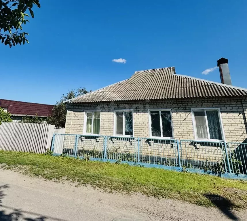 Дом в Белгородская область, Алексеевка ул. Ольминского, 184 (104 м) - Фото 1