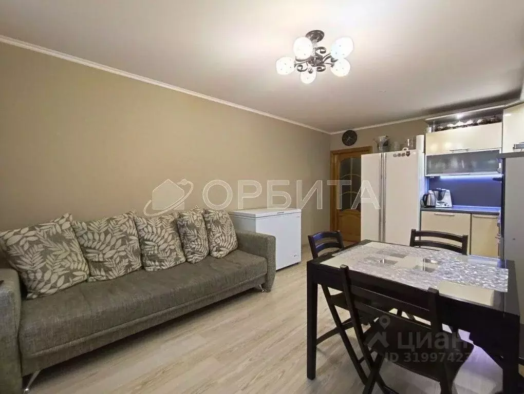 2-к кв. Тюменская область, Тюмень ул. Пермякова, 72к3 (72.0 м) - Фото 1