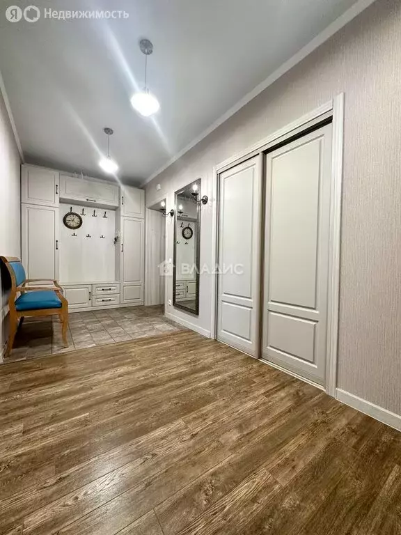 3-комнатная квартира: Заречный, Заводская улица, 8к2 (130.6 м) - Фото 2