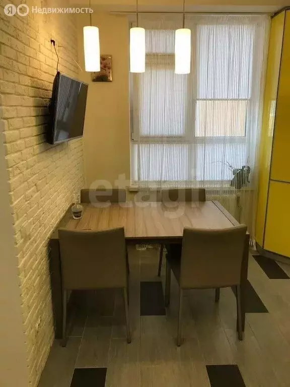 2-комнатная квартира: Севастополь, улица Репина, 1Б/4 (65 м) - Фото 2