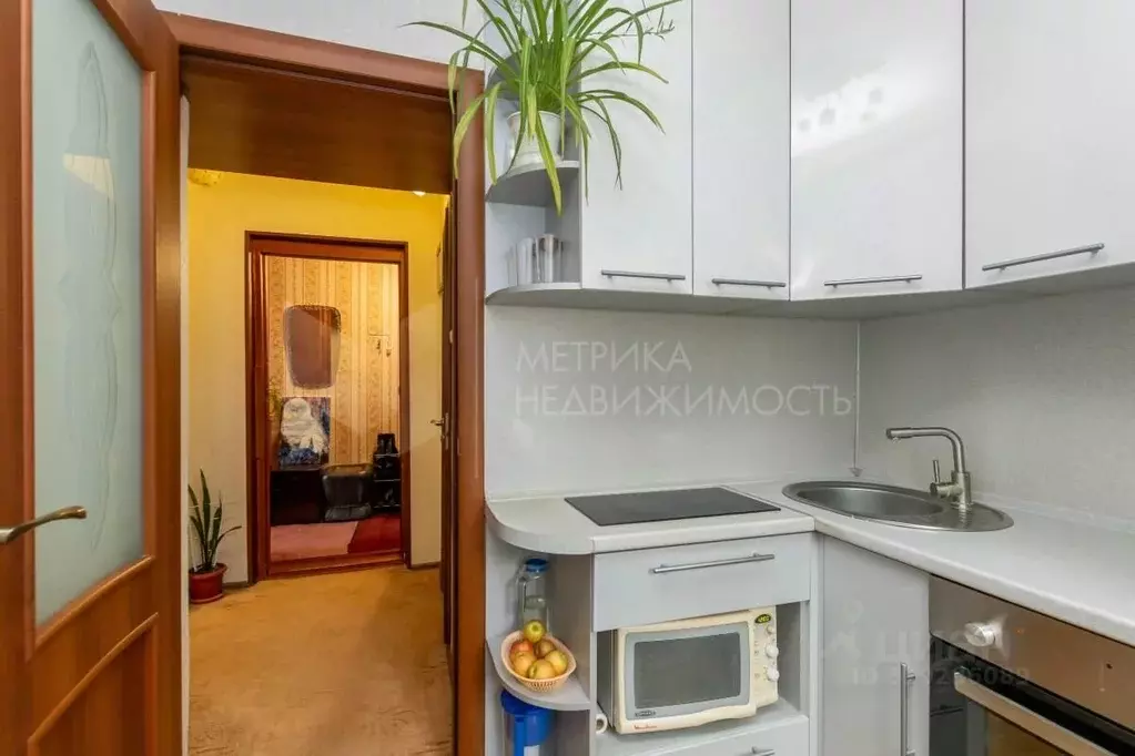 1-к кв. Тюменская область, Тюмень ул. Ватутина, 10 (26.0 м) - Фото 0