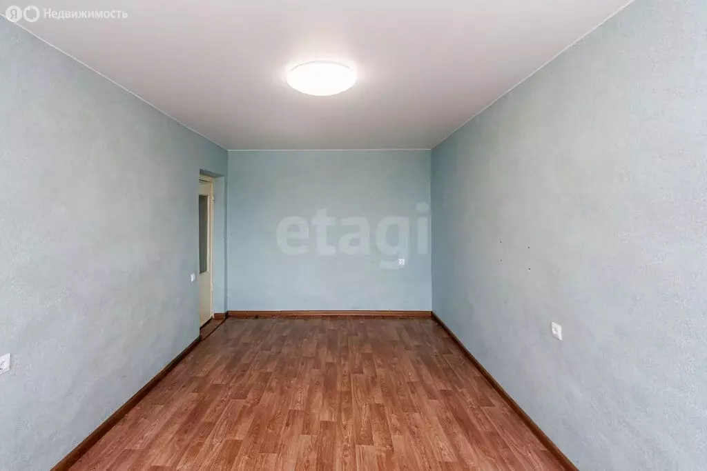 2-комнатная квартира: Тюмень, улица Карла Маркса, 106 (44.6 м) - Фото 2