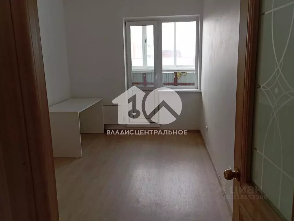 2-к кв. Новосибирская область, Новосибирск ул. Авиастроителей, 17 ... - Фото 1