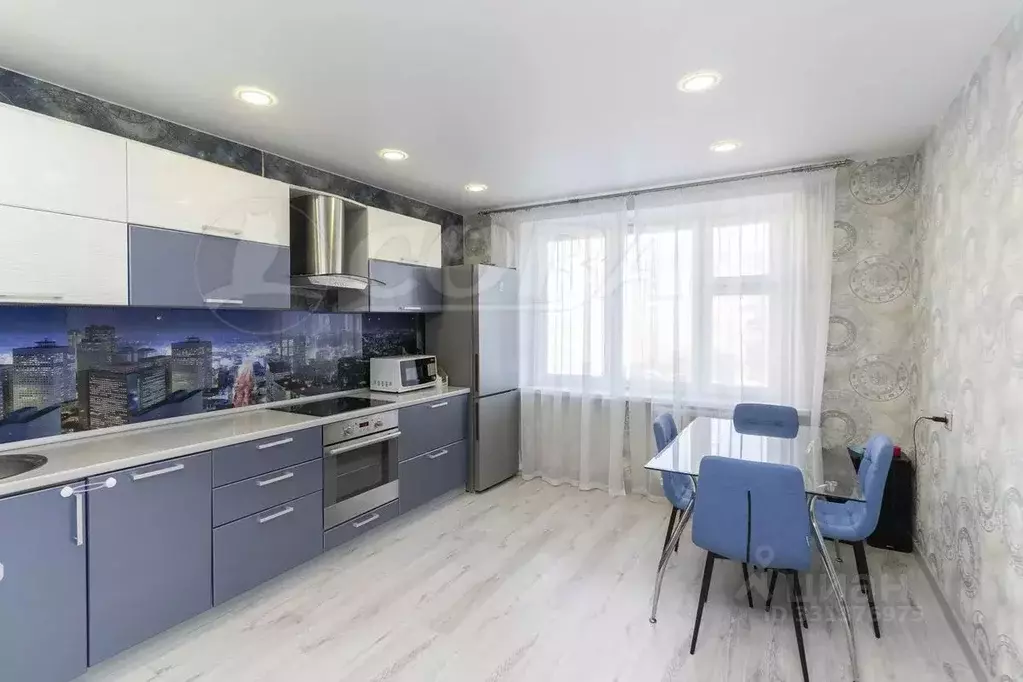 3-к кв. Тюменская область, Тюмень ул. Пермякова, 71к1 (91.2 м) - Фото 1