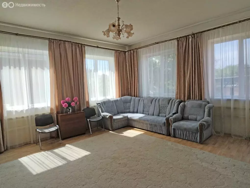 Дом в Ростов-на-Дону, Благодатная улица, 79 (200 м) - Фото 1