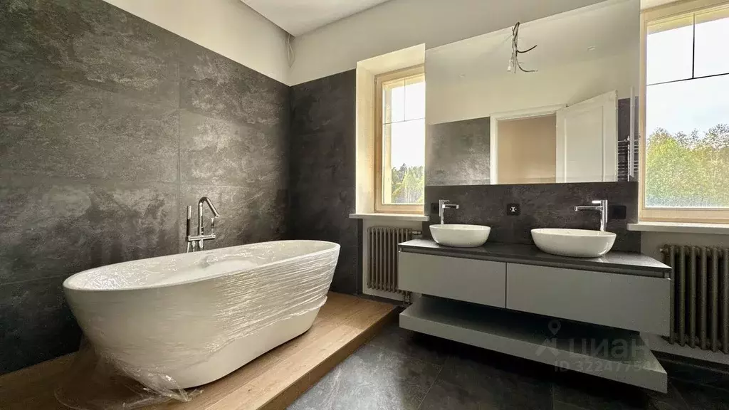 Дом в Москва № 21 кв-л,  (340 м) - Фото 1