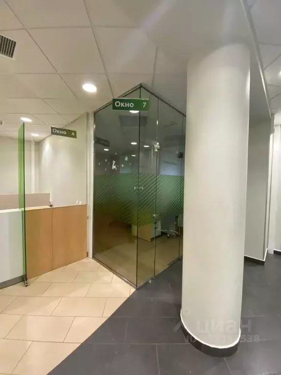 Помещение свободного назначения в Коми, Усинск ул. Мира, 4 (278 м) - Фото 1