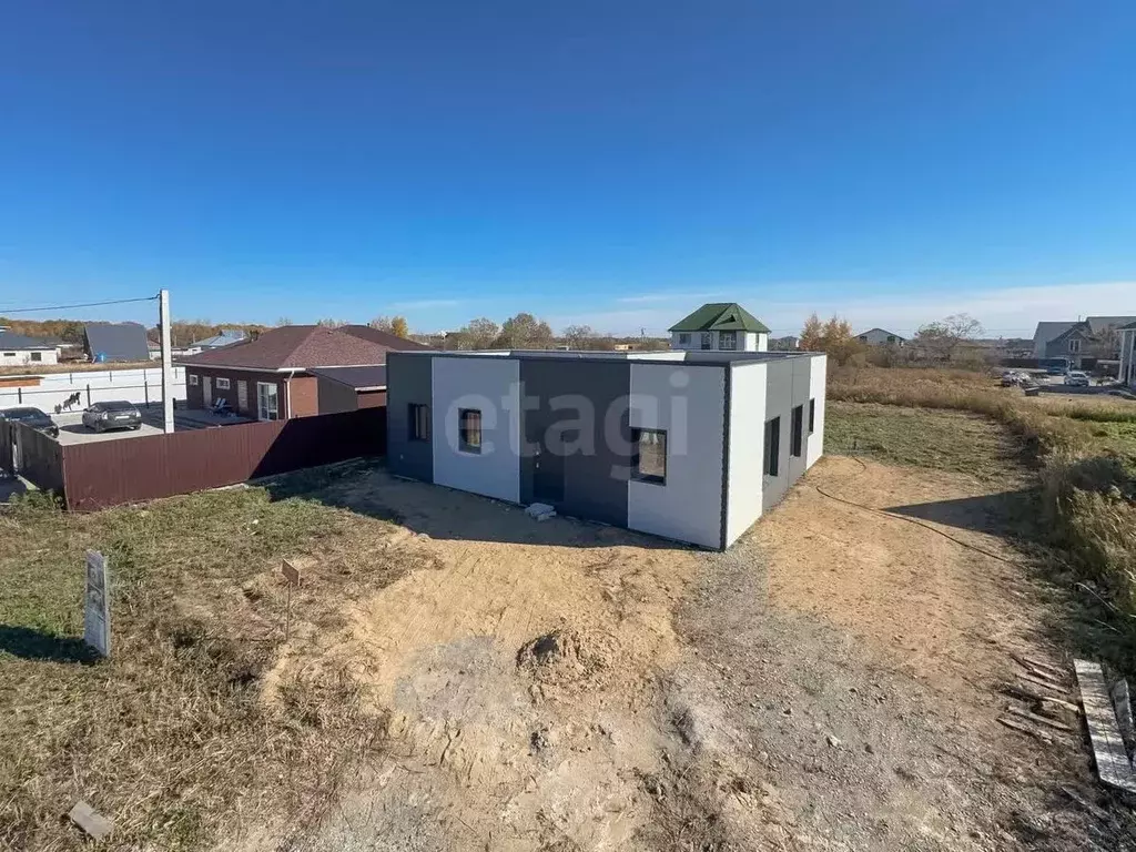 Дом в Хабаровский край, Хабаровский район, Тополевское с/пос, с. ... - Фото 1