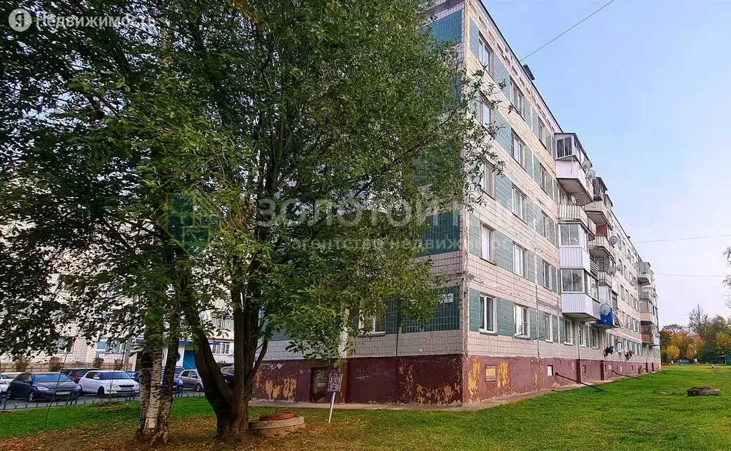 4-комнатная квартира: рабочий посёлок Запрудня, улица Карла Маркса, 5а . - Фото 1