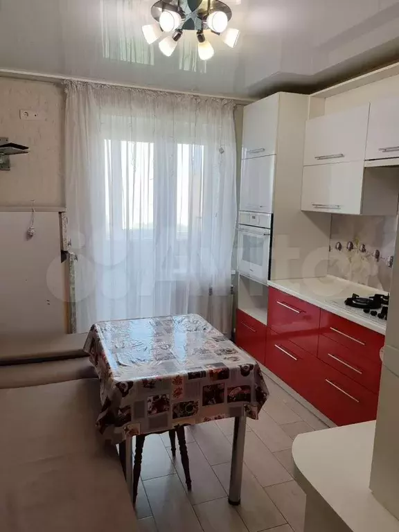 1-к. квартира, 42 м, 7/10 эт. - Фото 0