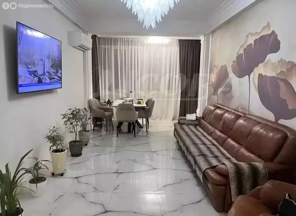 4-комнатная квартира: Махачкала, Мекегинская улица, 35 (110 м) - Фото 1