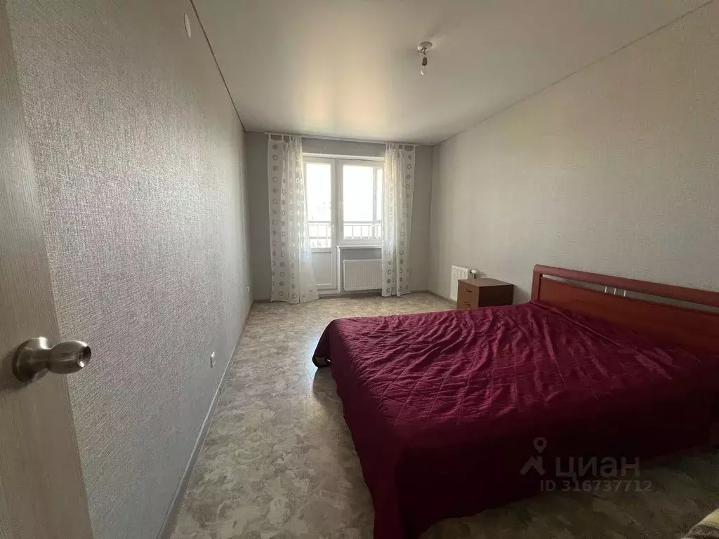 3-к кв. Татарстан, Казань ул. Белые Росы, 15 (80.0 м) - Фото 1