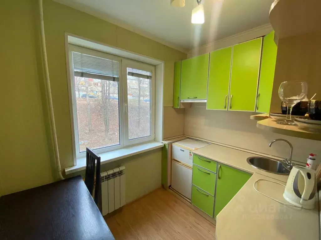 3-к кв. Приморский край, Владивосток ул. Космонавтов, 27 (47.0 м) - Фото 1