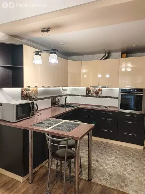 2-комнатная квартира: Киров, улица Энтузиастов, 15 (52.8 м) - Фото 1