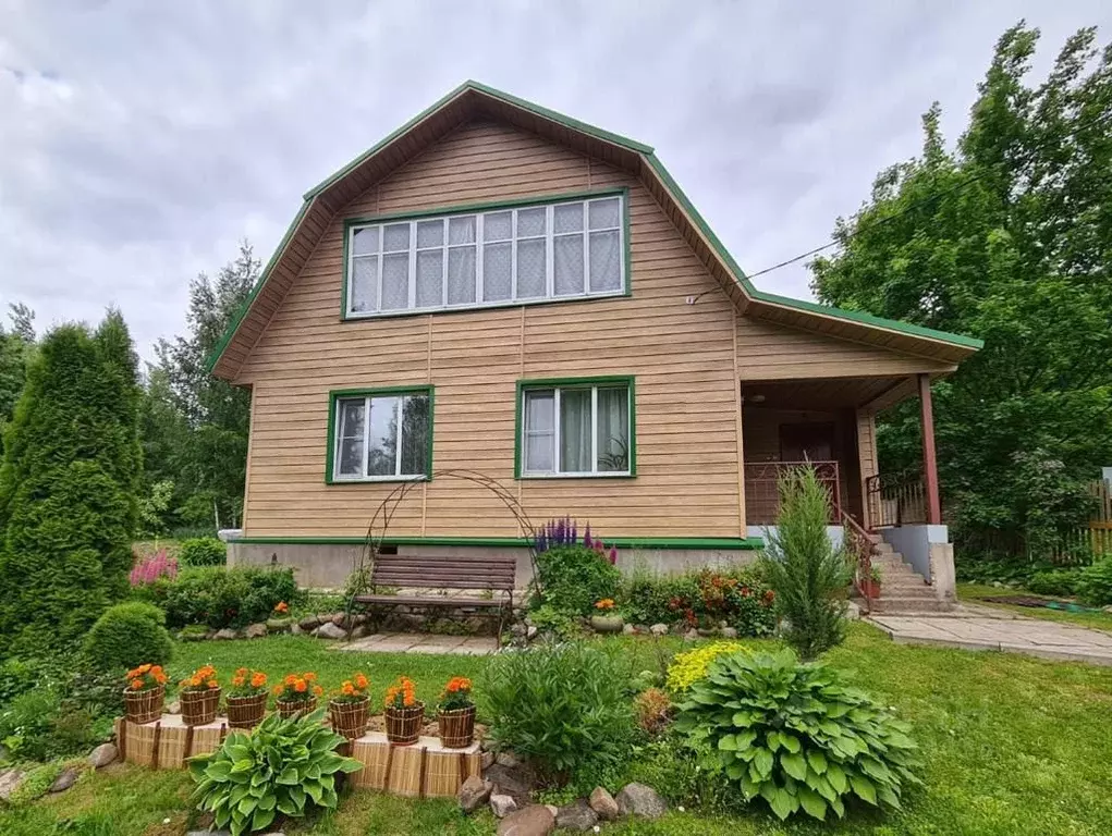 Дом в Новгородская область, Демянский район, Песоцкое с/пос, с. ... - Фото 1