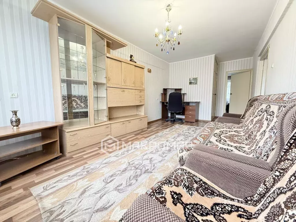 2-к кв. Брянская область, Брянск ул. Ромашина, 33к1 (53.0 м) - Фото 0